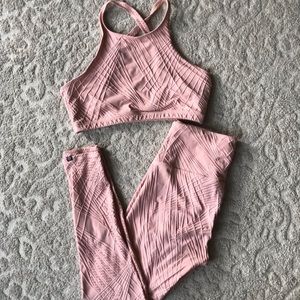 Onzie Set: Bra + highwaisted 7/8 leggings